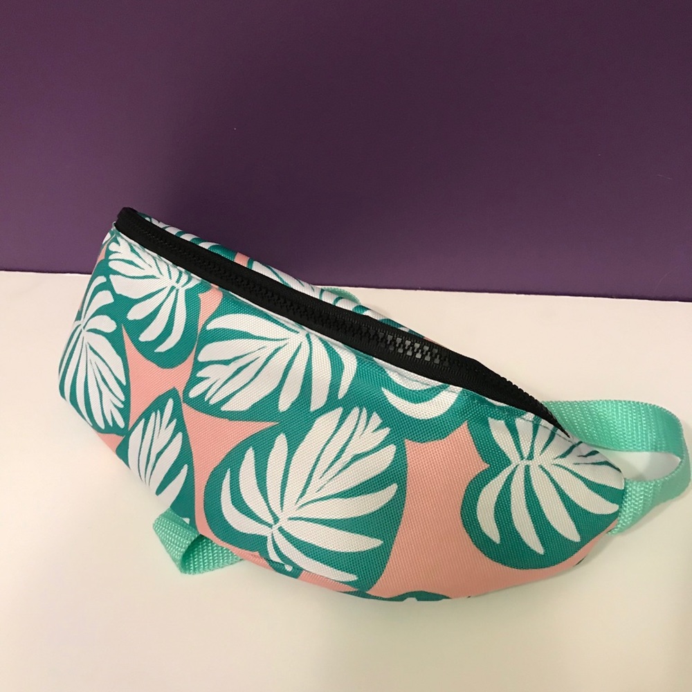 Fanny pack cooler